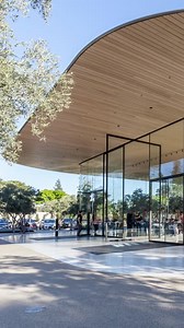 How Apple's retail stores create immersive brand experiences | 40 VISUALS posted on the topic | LinkedIn