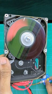 What Type of Motor Spins a Hard Disk Drive? | Real Tech