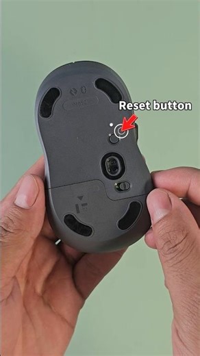 Reset blutooth mouse logitech #shortvideo #shorts #mouse