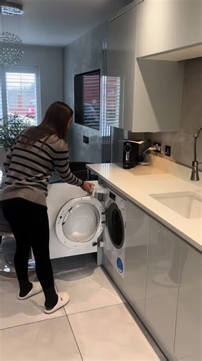 Deep Cleaning Your Washing Machine: Day 18