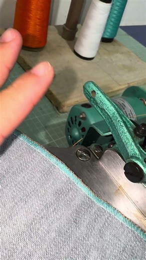 Semi-industrial overlock machine #sewingtips #howtoregularmachine