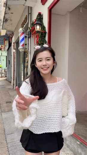 @thedays.hk on Instagram: "聽晚9點準時上架❤️✨~ 有幾款大推產品 大家可以期待吓💫"