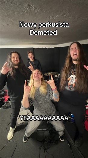 Przywitajcie ładnie Szymona! To właśnie on zasiądzie za sterami Demeted 🤘 P.S. Wymianka łysego na łysego 😈 #demeted #muzyka #zespół #polskizespol #polskimetal