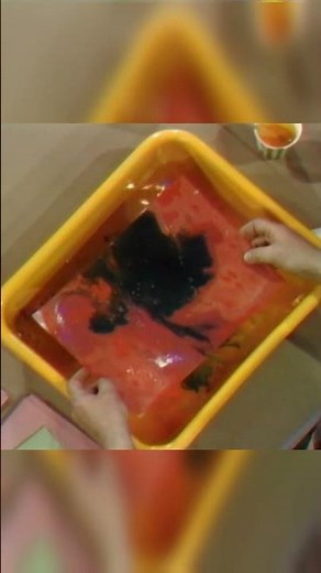 Colorful Oil Paintings with Ezra Keats #mrrogers #funcraftideas #paintingfun