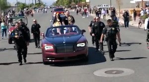 30K views · 1.1K reactions | It's "Andy Ruiz Jr. Day" today in Imperial, California and everyone in the tiny border town of Mexico is loving it—including the newly-crowned Heavyweight World Champion Andy Ruiz Jr.! #TeamRuiz #AndTheNew | Premier Boxing Champions | Facebook