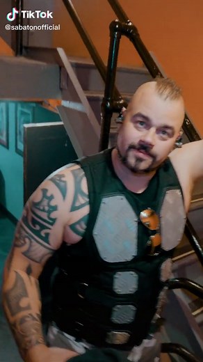 Episode 6 of our US tour vlog is OUT NOW! In this episode you’ll witness one of the highlights of our trip. We visited Michigan’s Military Heritage Museum and had the huge honour of meeting veterans from WW2. In this vlog you’ll also witness Tommy literally get tangled in Christmas – hilarious! THANK YOU, Cincinnati, Detroit, Grand Rapids, Minneapolis and Chicago. YOU WERE AWESOME. #sabaton #vlog #usa #cincinnati #detroit #grandrapids #minneapolis #chicago #heavymetal #sabatok