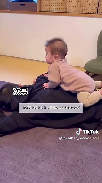 ##大家族】10人目のつかまり立ち練習法👶🏻ig：10kids.saiさま素敵な投稿ありがとうございます♡ #short #shorts #赤ちゃん界隈 #子育て #赤ちゃん