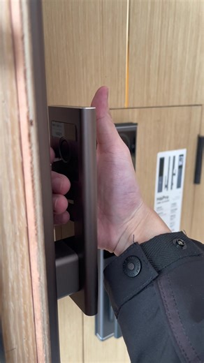 Fingerprint Recognition Smart Lock for Quick Unlocking