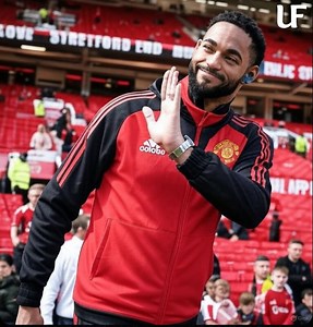 Cunha say goodbye to wolves fans #MUFC | Old Trafford, Manchester United Live