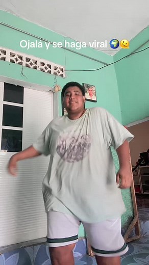 La La La Trend by Myke Towers Exploring New TikTok Challenges