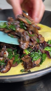 Follow for Bunch more easy vegan recipes. If you’ve never used chickpea flour (also called gram or garbanzo bean flour), then this is your sign to. It’s super cheap, healthy and impressively versatile. It’s a staple ingredient in the Indian subcontinent and is also heavily leaned on in vegan cooking as a substitute for eggs, as a binder and even as a base for savoury crepes (watch out for this recipe soon!) Christina xx | Bunch