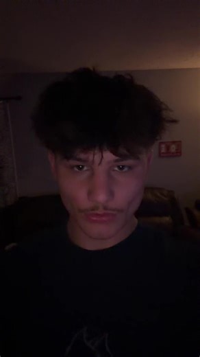 #blowup? #blowthisuptiktok #mogged #looxmaxxing #simpletics @Dillon Latham