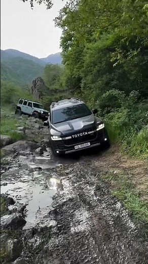Toyota Land Cruiser LC300 Offroad Test