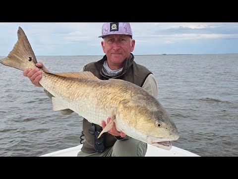 Tying Redfish Flies. Help me get to 5k subs! Please like and subscribe!