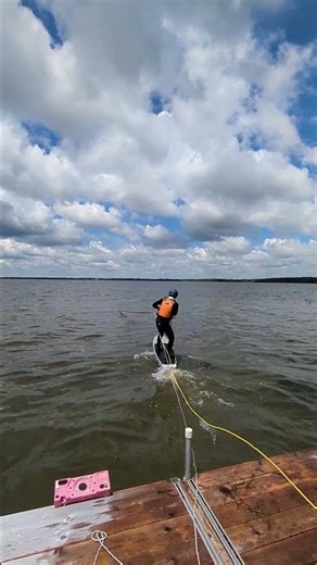 DIY Bungee Launch | First Pump Foil Attempt #pumpfoil #wingfoiling #dockstart