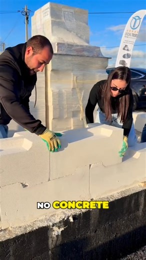 FactsWiki on Instagram: "The LEGO System for Real Homes🧩Interlocking construction blocks snap together without mortar, steel, or complex tools, cutting build time from months to days. 📹:- system3e #Construction #FutureHomes #Engineering #SustainableDesign #Architecture #Innovation"