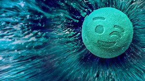 How to Sell Drugs Online (Fast)