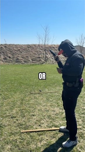 How do you prefer reloading on a stage? 1 or 2?