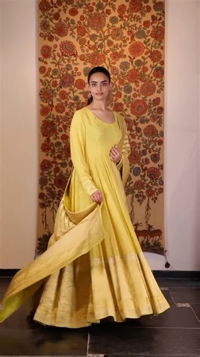 Gaurang Shah on Instagram: "Step into a world where tradition is alive and threads tell a story. This new collection of handcrafted and handwoven Kalidaars’ features pieces where every stitch is a whisper of heritage and every motif a celebration of timeless elegance. 📍: Plot 1146, Road No. 58, Jubilee Hills, Hyderabad - 500033 Shop online on Gaurang.co [Gaurang, Gaurang Shah, Anarkalis, Handwoven, Handcrafted] #Gaurang #GaurangShah #IndianHandlooms #Outfits #Womenswear"