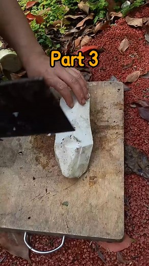 I FROZE OUTSIDE MY KIDS' ROOM HEARING THEIR CHAT WHO WOULD YOU PICK AFTER THEY DIVORCE MY DAUGHTER SAID. MOM'S NEW FRIEND MARK, DUH. HE'S TAKING US TO HAWAII & GETTING ME THAT SPORTS CAR. MOM TOLD ME HE'S PROBAB. #redditreadings | redditorhours