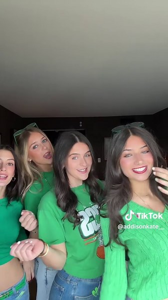 Addison Kate & Addison Van Vliet Moments