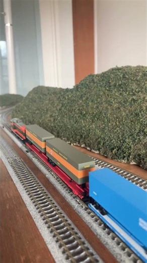 N scale Great northern GN VO-1000 run around train