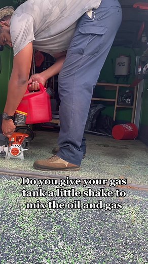 How to Properly Refill Your Trimmer Tank | Lawn Care Tips