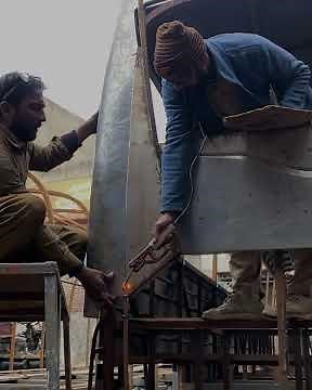 Inside Pakistan’s Amazing Handmade Passenger Bus | Skilled Workers at Work