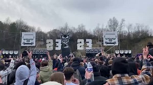 3.000 teufeurs se sont réunis samedi dans l'ouest de la France, pour rendre hommage à un raver décédé ✊🇫🇷🔈 | Electro News