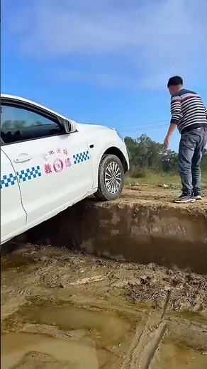 Even Experienced Drivers Can Sometimes Make Mistakes #automobile #drivingreview