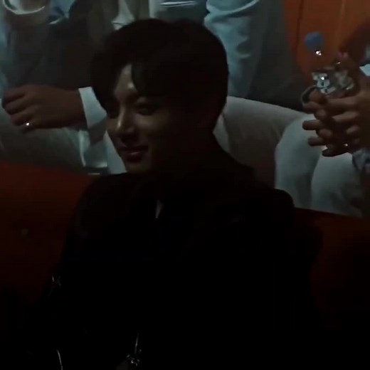 Liskook Moments: Jungkook and Lisa's Real Award Show Encounters