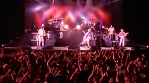 Dire Straits - Heavy Fuel - 1992 (Official Music Video)