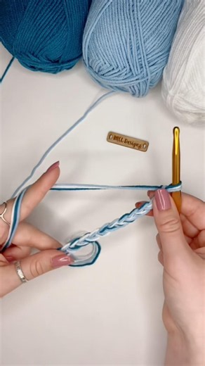 Starting a chain with multiple strands ✨ #crochet #startcrocheting #mccdesignz