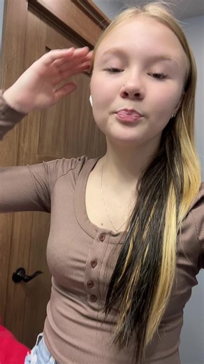 Sydney Marshall (@sydney.marshall1)’s videos with Cocky by Jo Tyler - Jo Tyler