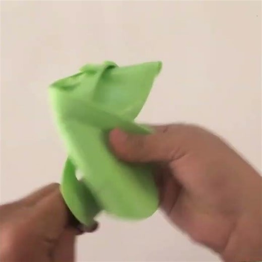 Large Size Silicone Sink Splash Guard Set, Non-Slip with Strong Suction Cups for Kitchen & Bathroom