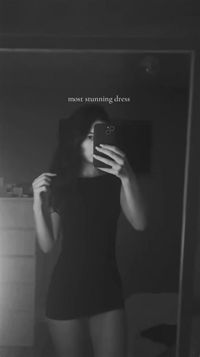 Most Awkward Position Ever: Cute Back of the Dress