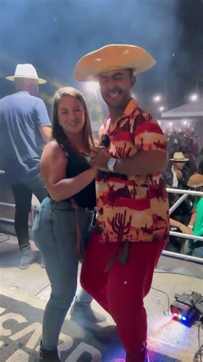 Seu Biu e Raquel no forró#shorts #comedy #joks #shortsfeed