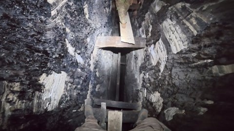 We entered a 1,000-foot abandoned mine in Utah - "This place shouldn't exist"