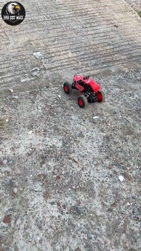 Crazy RC Car Speed Test on Road! 😱🔥 #RCCar #Racing #RCDrift #CarLovers #ShortVideo #USA #SpeedTest | mr ssr max