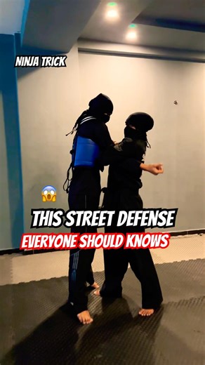 Arm Lock Escape in 3 Seconds! #survival #selfdefense #kravmaga #uk #taekwando #usa #fighting #ninja