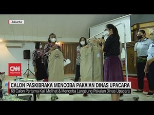 Calon Paskibraka Mencoba Pakaian Dinas Upacara