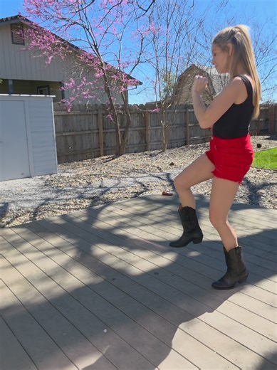 Honky Tonk Way is a very popular line dance and for good reason. It is a high energy dance and just a blast to dance to. Intermediate dance Choreographed by Landon James Purvis and Mark Paulino 1 tag toward the end of the song #LineDancing #linedancer #countrymusic #boots