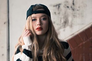 Rembrandt lighting for portraits (what is it and how is it set up?)