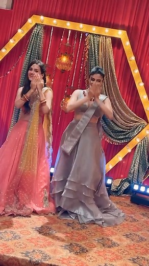 Joyful moment on the set #Anupama | TellyChakkar