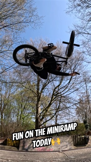 Had to clean it, before i can Ride it.. #bmx #bmxstreet #miniramp