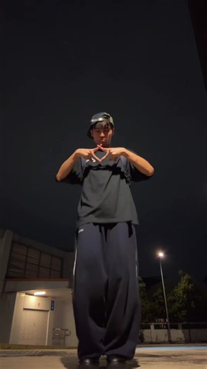 DC @NewJeans ib @PiPi