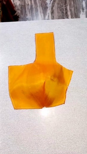 94K views · 16K reactions | 3 tucks blouse for 35 to 44 size .... . . . . . . . . . . #blouse#neckdesigns #sleevesless #sleeves #sleevescutting #fancykurti #fashion #fashiondesigner #reel#reels#viralreels#viralvideo #explore #popular #famous #tranding #trandingdress #Blousecutting #blousestichingideas #silai#sewing #kurtisleevesdesigns #plazodresses #treetucks #princecutblouse #india#intagram | Tejuu Silai Tutorial | Facebook