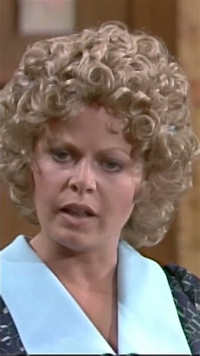 All in the Family 2026 🏡👨‍👩‍👧 Gloria's Shock 📺 Legendary Comedy American Sitcom 😸😱🌺