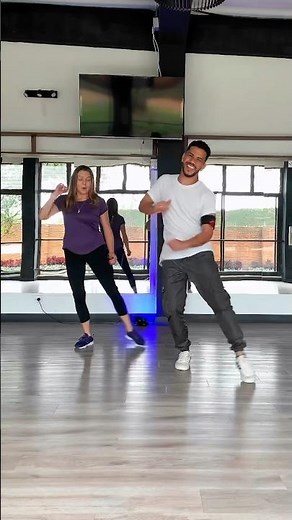 Bachata Footwork- Se te nota, Joe Veras (Juan Pimienta) #bachata