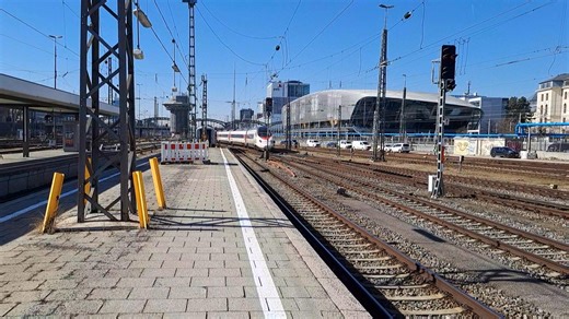 10K views · 275 reactions | SBB CFF FFS ALSTOM Astoro RABe 503 018 (ETR 610 2. Serie) mit der Sonderbeklebung "Zürich / München" bei der Abfahrt am Münchner Hauptbahnhof am 05. März 2025 als ECE / EC 192 München Hbf (12.54) - Zürich HB (16.27). https://www.sbb.ch/de/reiseinformationen/services-im-zug/unsere-zuege/astoro.html | info24 - ÖV Schweiz - Europa | Facebook